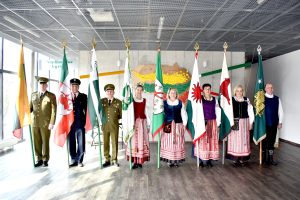 kovo 11 seniūnai