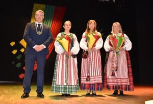 kovo 11 apdovanojimų ceremonija