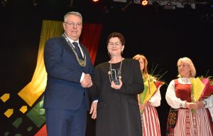 kovo 11 Auštrienė