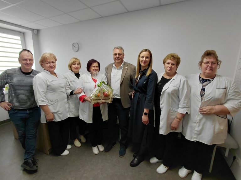Medicinos namų sveikinimas